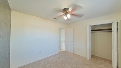 7710 SW Crystal Hills Pl in Lawton, OK - Building Photo - Building Photo