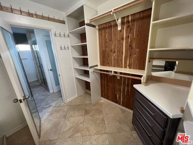 property at 949 Kings Rd