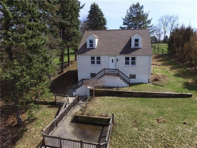 property at 516 Dorseyville Rd