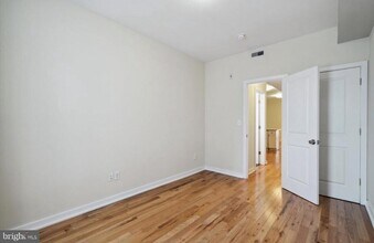 1206 E Palmer St in Philadelphia, PA - Building Photo - Building Photo