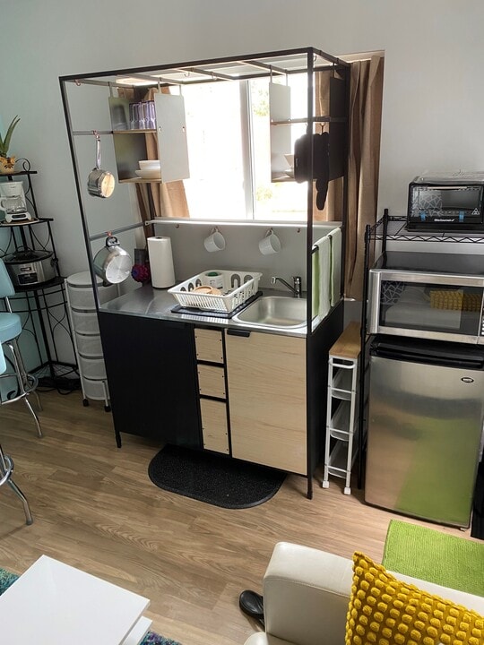 1403 Bloomdale St, Unit Studio Apt in Duarte, CA - Building Photo