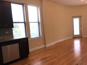 4053 N Leavitt St, Unit 1 in Chicago, IL - Building Photo - Building Photo