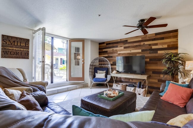 property at 807 Devon Ct