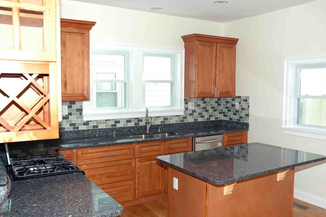 16 Seager Ct in Boston, MA - Building Photo - Building Photo