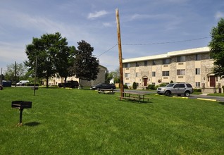 Gettysburg West Apartments in Gettysburg, PA - Building Photo - Building Photo