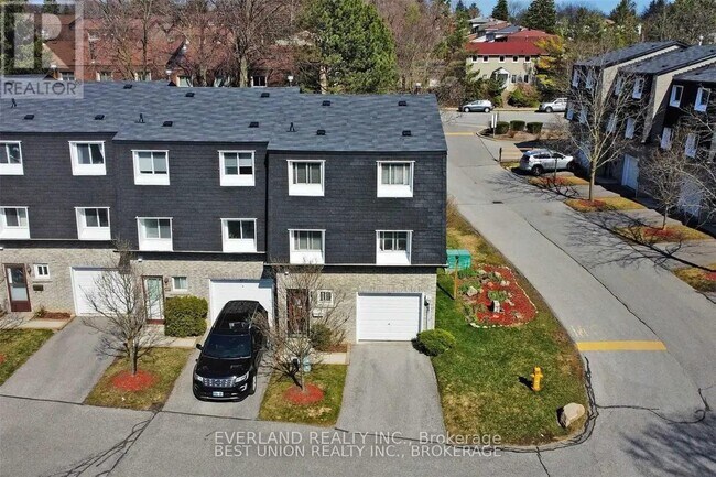 25 Rock Moss Way in Toronto, ON - Building Photo - Building Photo