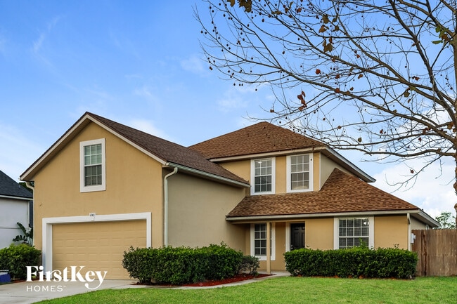 1240 Loquat Ct in Green Cove Springs, FL - Foto de edificio - Building Photo