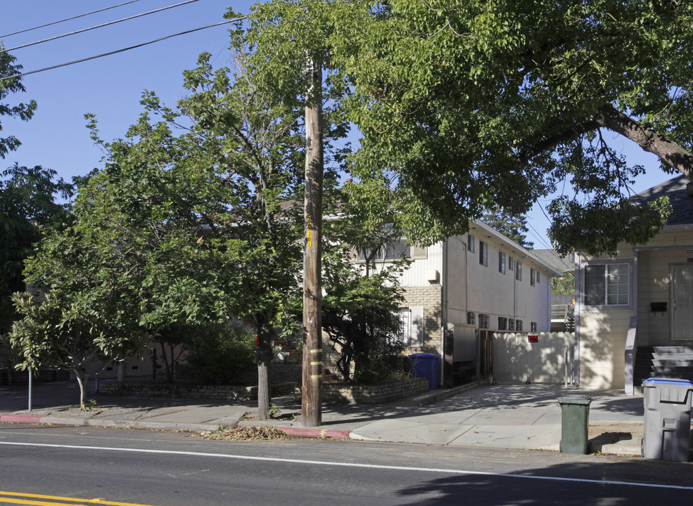 529 S 7th St in San Jose, CA - Building Photo