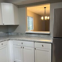 155 Dillon Rd in Hilton Head Island, SC - Building Photo - Building Photo