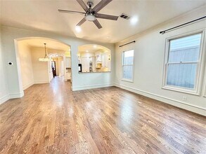 4400 Glenwick Ln in Dallas, TX - Building Photo - Building Photo