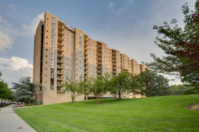 property at 4500 S Four Mile Run Dr
