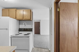 Las Palmas in Cleveland, OH - Building Photo - Building Photo