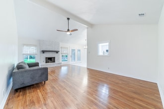 4658 Misty Run Dr in San Antonio, TX - Building Photo - Building Photo