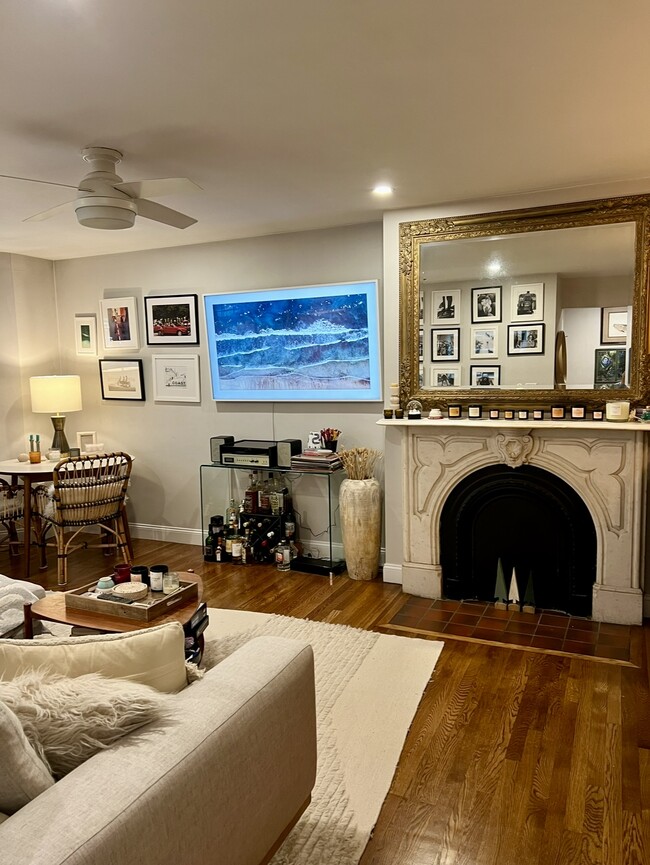 27 Worcester Sq, Unit 2 in Boston, MA - Building Photo - Building Photo