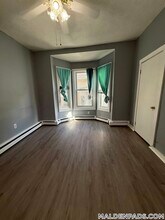 428 Salem St in Malden, MA - Foto de edificio - Building Photo