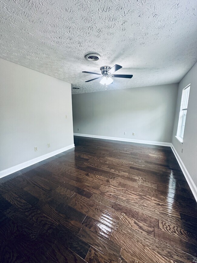 492 Huntington Road in Athens, GA - Building Photo - Building Photo