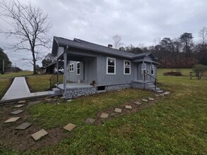 106 Co Rd 181 in Decatur, TN - Building Photo - Building Photo