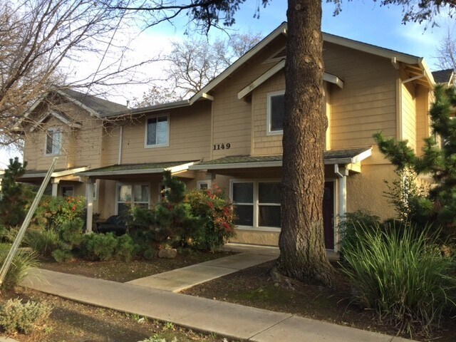 1149 W 3rd St in Chico, CA - Building Photo