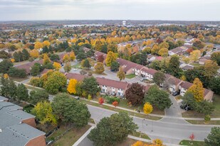 161 Wickson Trl in Toronto, ON - Building Photo