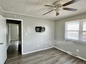 629 W Washington St in Springfield, IL - Building Photo - Building Photo
