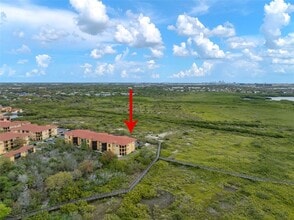 4302 Bayside Village Dr, Unit 302 in Tampa, FL - Building Photo - Building Photo