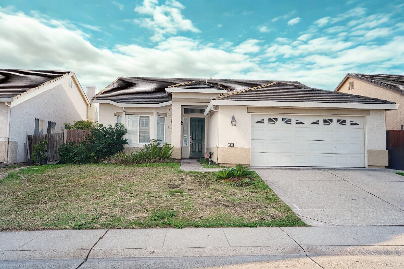 5206 Fawn Hollow Way in Antelope, CA - Building Photo