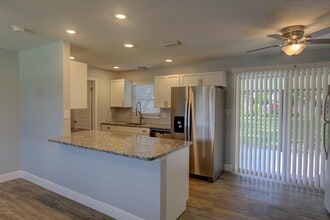 3210 Westwood Dr in Titusville, FL - Building Photo - Building Photo