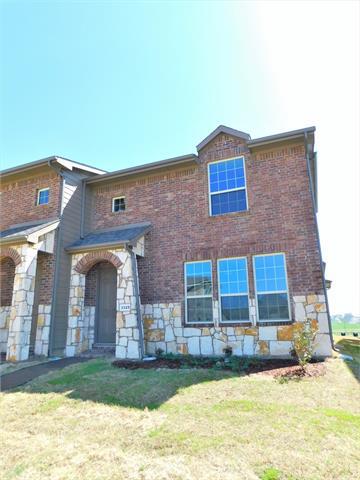 3325 Solana Cir in Denton, TX - Foto de edificio - Building Photo