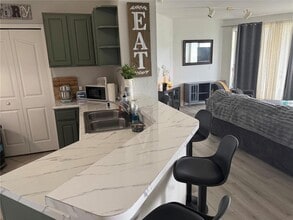 5511 Legacy Crescent Pl in Riverview, FL - Building Photo - Building Photo