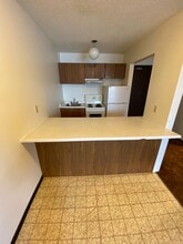 9527-998A 98a Ave in Fort St John, BC - Building Photo - Building Photo