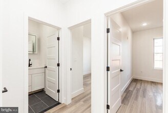212 Catharine St in Philadelphia, PA - Building Photo - Building Photo