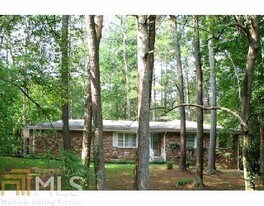 1967 Janet Ln in Decatur, GA - Building Photo