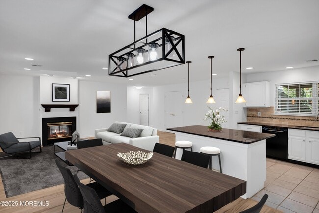 property at 9 Ambrose Ln