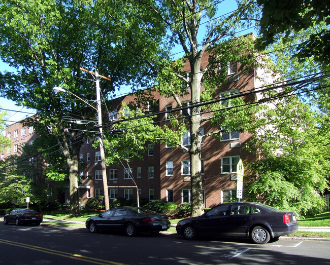 River Haven Apartments in Stamford, CT - Building Photo - Building Photo