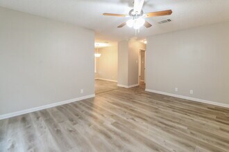 3209 Elizabeth Anne Ln in Round Rock, TX - Foto de edificio - Building Photo