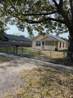 514 S Rife St in Aransas Pass, TX - Building Photo