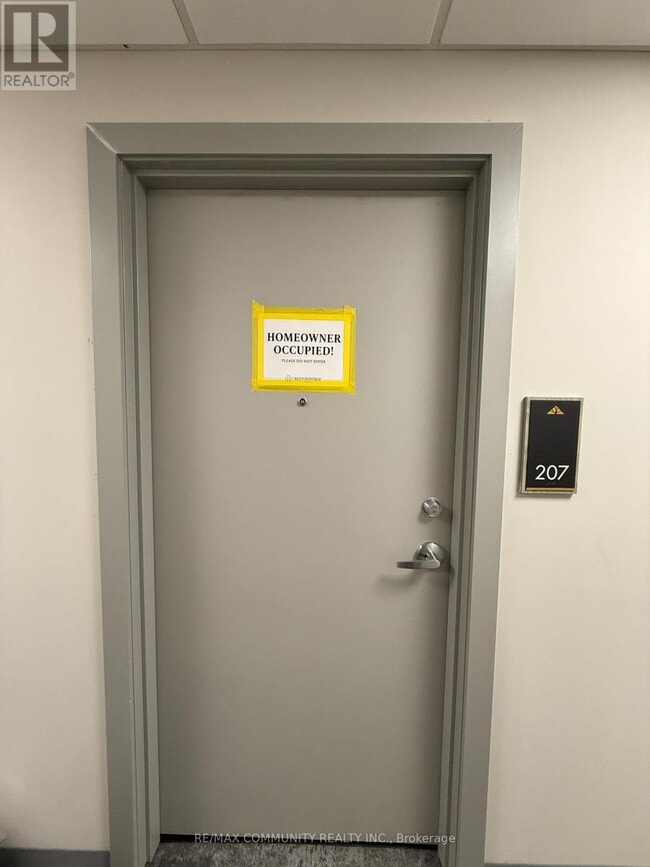 1000 Lackner Blvd in Kitchener, ON - Building Photo - Building Photo