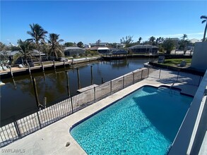 18 Pepita St in Fort Myers Beach, FL - Building Photo - Building Photo