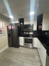 19851 SW 114th Ave in Miami, FL - Building Photo - Building Photo