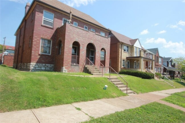 property at 5021 Oleatha Ave