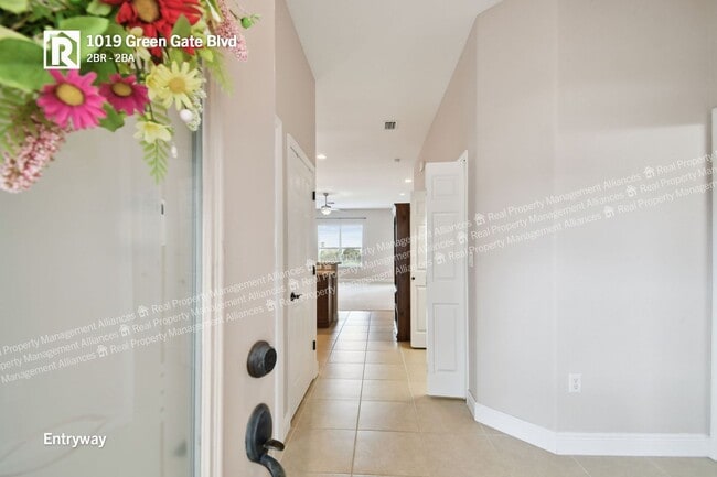 1019 Green Gate Blvd in Groveland, FL - Building Photo - Building Photo