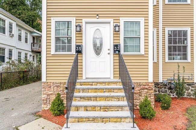 35 Lincoln St, Unit 35 Lincoln Street in North Andover, MA - Building Photo - Building Photo