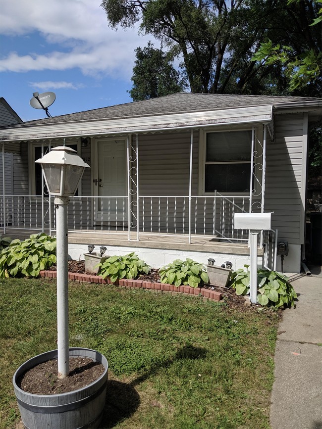 1862 Warwick Ave in Lincoln Park, MI - Building Photo - Building Photo
