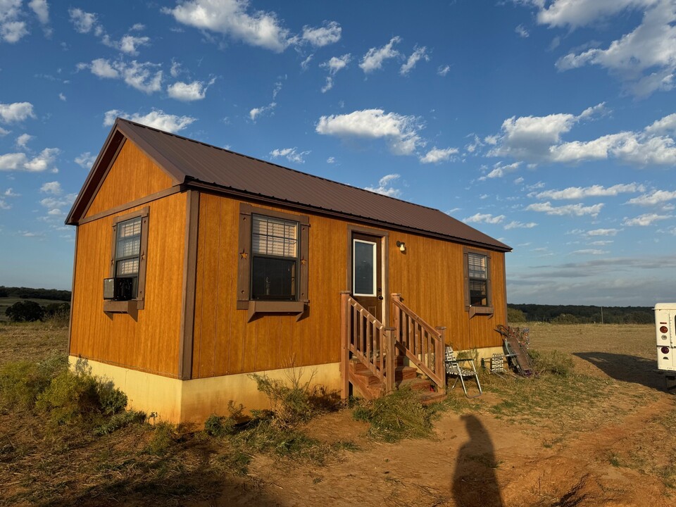 17380 Co Rd 163 in Stephenville, TX - Building Photo