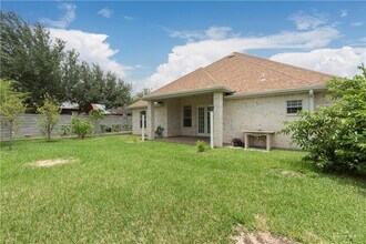 23 Amando St in Edinburg, TX - Building Photo - Building Photo