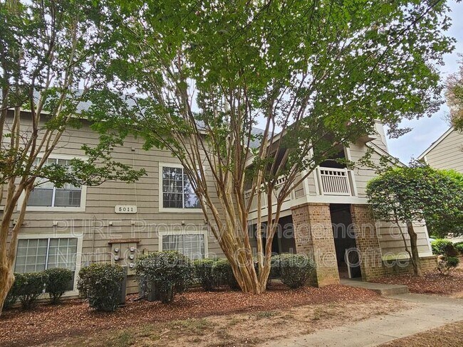 property at 5011 Sharon Rd