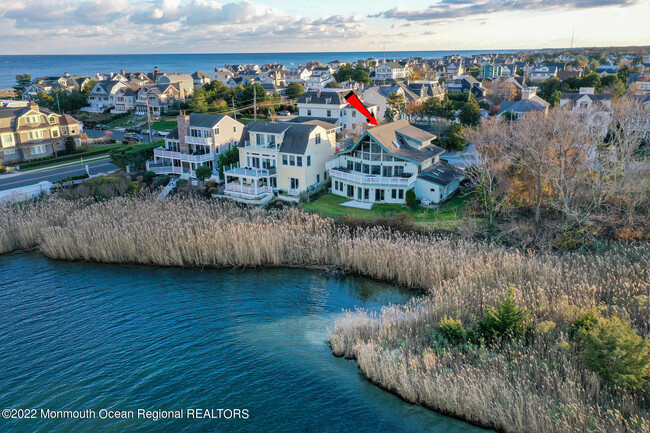 105 The Terrace in Sea Girt, NJ - Building Photo - Building Photo