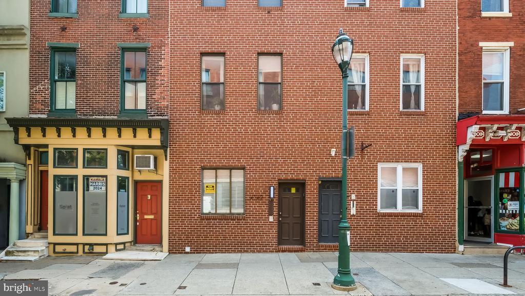 2120 South St in Philadelphia, PA - Building Photo