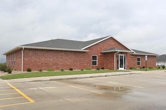 CARDINAL RIDGE in Chatham, IL - Foto de edificio - Building Photo