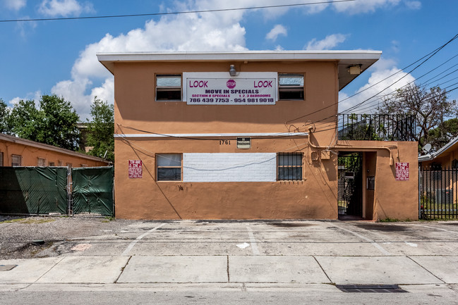 1761 Ali Baba Ave in Opa Locka, FL - Building Photo - Building Photo